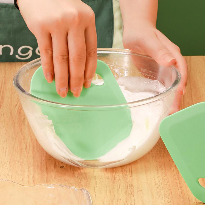 Kitchen Baking Gadgets - Dough Scraper For Baking Dough Pizza