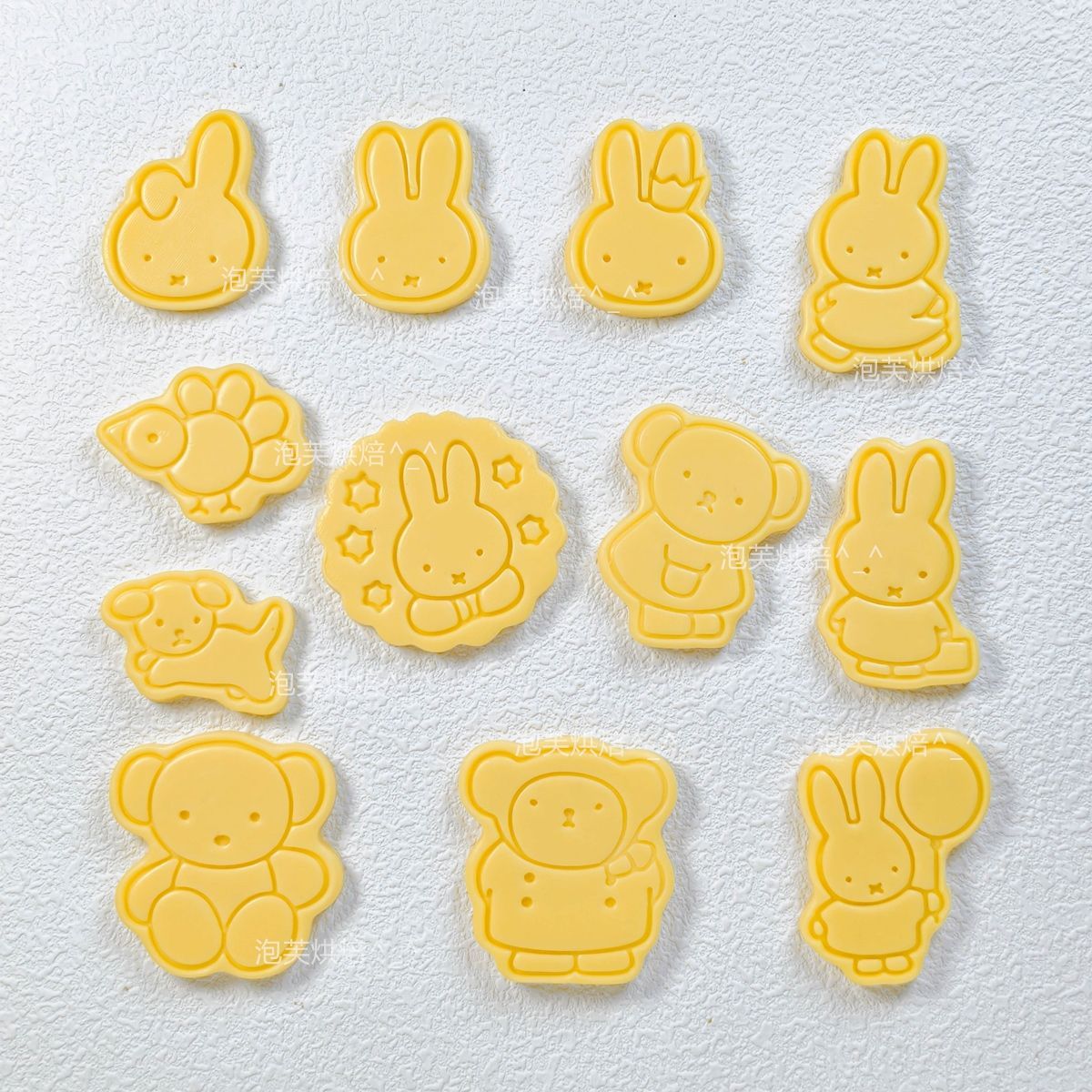 Cute 3D Press Cookie Mold with - огляд і ціна Kitchen Baking Gadgets