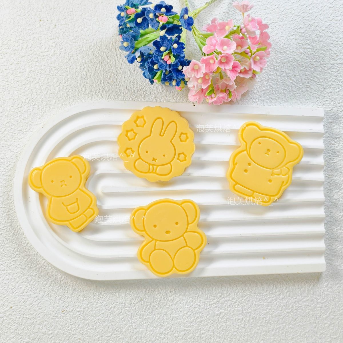 Cute 3D Press Cookie Mold with - огляд і ціна Kitchen Baking Gadgets