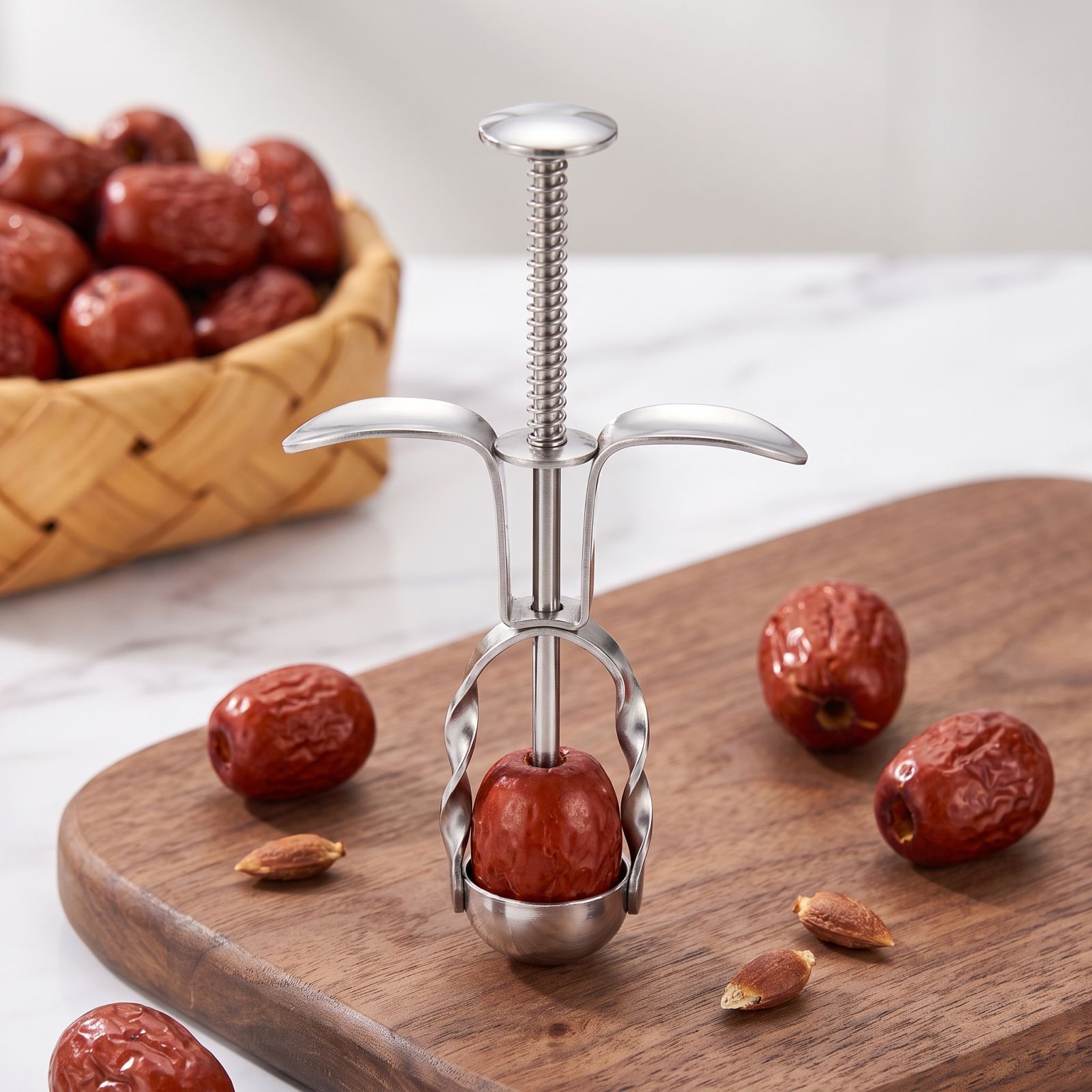Stainless Steel Red Date Pitte - огляд і ціна Kitchen Baking Gadgets